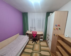 Appartement 3 chambres à louer dans Cluj-napoca, zone Marasti