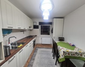 Appartement 3 chambres à louer dans Cluj-napoca, zone Marasti