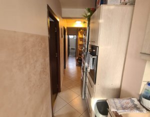 Appartement 3 chambres à vendre dans Baciu