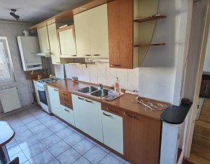 Appartement 4 chambres à vendre dans Cluj-napoca, zone Zorilor
