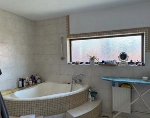 Maison 4 chambres à vendre dans Cluj-napoca, zone Centru