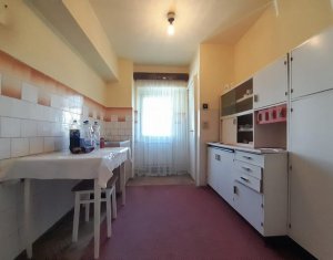 Appartement 3 chambres à vendre dans Cluj-napoca, zone Marasti