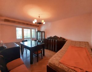 Appartement 3 chambres à vendre dans Cluj-napoca, zone Marasti