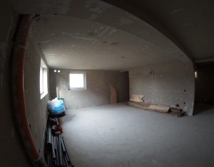 Maison 4 chambres à vendre dans Cluj-napoca, zone Iris