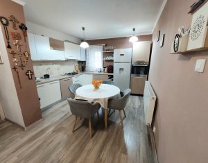 Appartement 3 chambres à vendre dans Cluj-napoca, zone Marasti