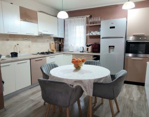 Appartement 3 chambres à vendre dans Cluj-napoca, zone Marasti