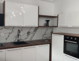 Appartement 3 chambres à louer dans Floresti