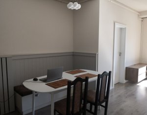 Appartement 3 chambres à louer dans Cluj-napoca, zone Marasti