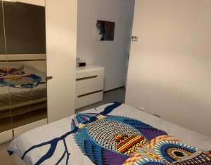Appartement 3 chambres à vendre dans Cluj-napoca, zone Intre Lacuri
