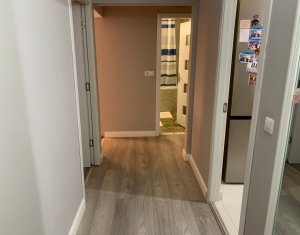 Appartement 3 chambres à vendre dans Cluj-napoca, zone Intre Lacuri