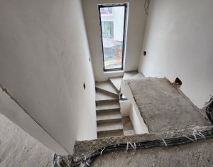 Maison 4 chambres à vendre dans Cluj-napoca, zone Iris