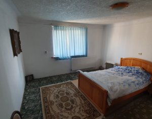 Maison 3 chambres à vendre dans Floresti