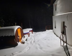 Nyaralók eladó on Baisoara