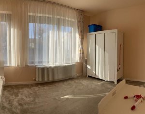 Maison 5 chambres à vendre dans Cluj-napoca, zone Faget