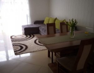 Maison 3 chambres à louer dans Floresti