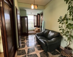 Maison 3 chambres à vendre dans Cluj-napoca, zone Centru