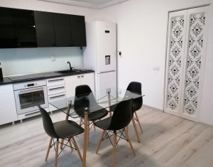 Maison 5 chambres à louer dans Floresti