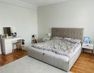 Appartement 3 chambres à vendre dans Cluj-napoca, zone Buna Ziua