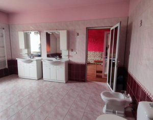 Nyaralók eladó on Turda