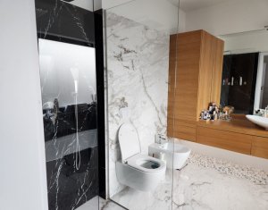 Maison 6 chambres à vendre dans Cluj-napoca, zone Faget