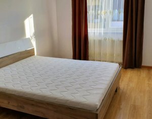 Lakás 3 szobák kiadó on Floresti