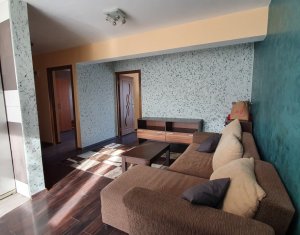 Appartement 3 chambres à louer dans Floresti