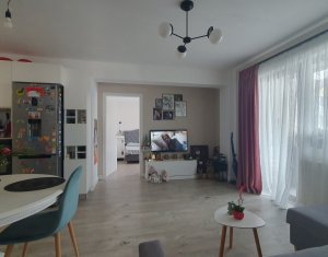 Appartement 3 chambres à vendre dans Floresti