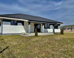 Maison 4 chambres à vendre dans Jucu De Sus