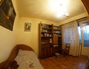 Appartement 4 chambres à vendre dans Cluj-napoca, zone Plopilor