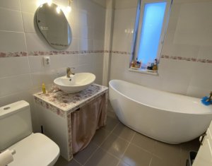 Appartement 3 chambres à vendre dans Floresti