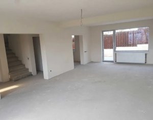 Maison 4 chambres à vendre dans Cluj-napoca, zone Dambul Rotund