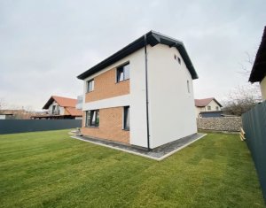 Maison 4 chambres à vendre dans Gilau