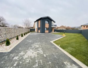 Maison 4 chambres à vendre dans Gilau