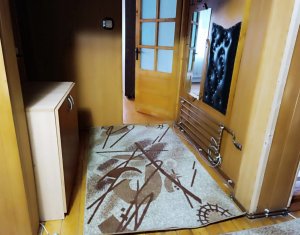 Appartement 3 chambres à vendre dans Cluj-napoca, zone Intre Lacuri
