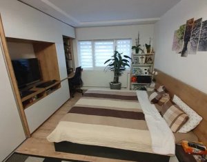 Appartement 4 chambres à vendre dans Cluj-napoca, zone Zorilor