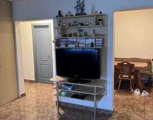 , 73.97m2 dans Cluj-napoca, zone Manastur