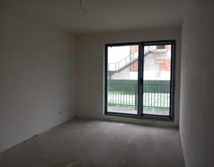 Lakás 3 szobák eladó on Floresti