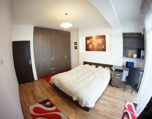 Appartement 3 chambres à louer dans Cluj-napoca, zone Plopilor