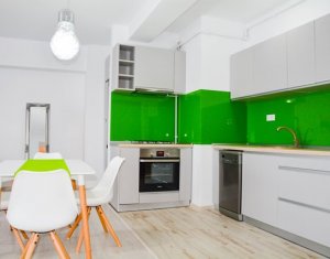 Appartement 3 chambres à louer dans Cluj-napoca, zone Centru