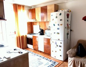 Lakás 2 szobák eladó on Floresti