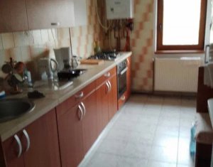 Appartement 3 chambres à vendre dans Cluj-napoca, zone Plopilor