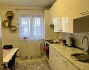 Appartement 2 chambres à vendre dans Cluj-napoca, zone Intre Lacuri