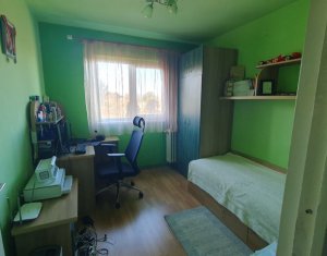 Lakás 4 szobák eladó on Cluj-napoca, Zóna Manastur