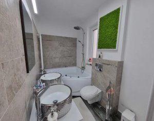 Maison 6 chambres à vendre dans Cluj-napoca, zone Dambul Rotund