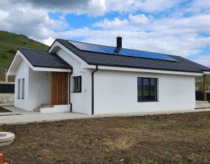 Ház 4 szobák eladó on Jucu De Sus