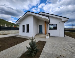 Ház 4 szobák eladó on Jucu De Sus