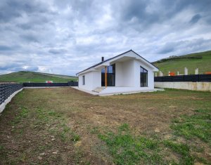 Ház 4 szobák eladó on Jucu De Sus