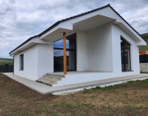 Ház 4 szobák eladó on Jucu De Sus