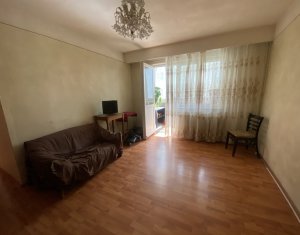 Appartement 4 chambres à vendre dans Cluj-napoca, zone Manastur