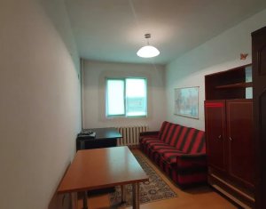 Appartement 4 chambres à vendre dans Cluj-napoca, zone Manastur